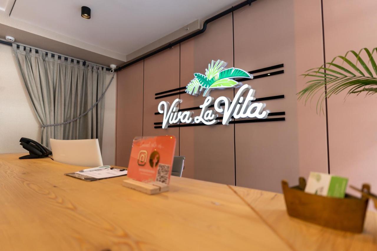 Viva La Vita Hotel Измир Экстерьер фото